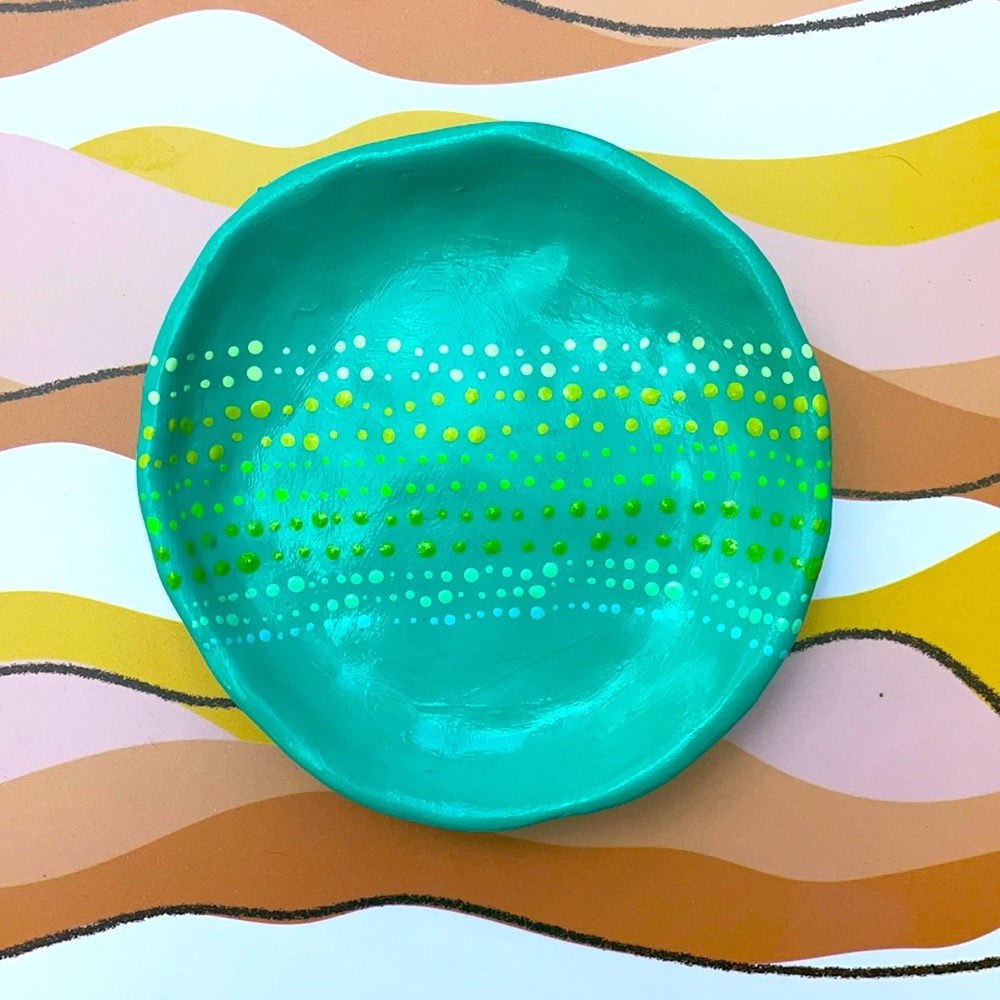 Green and Blue Accent Dish - Picture 2 of 4